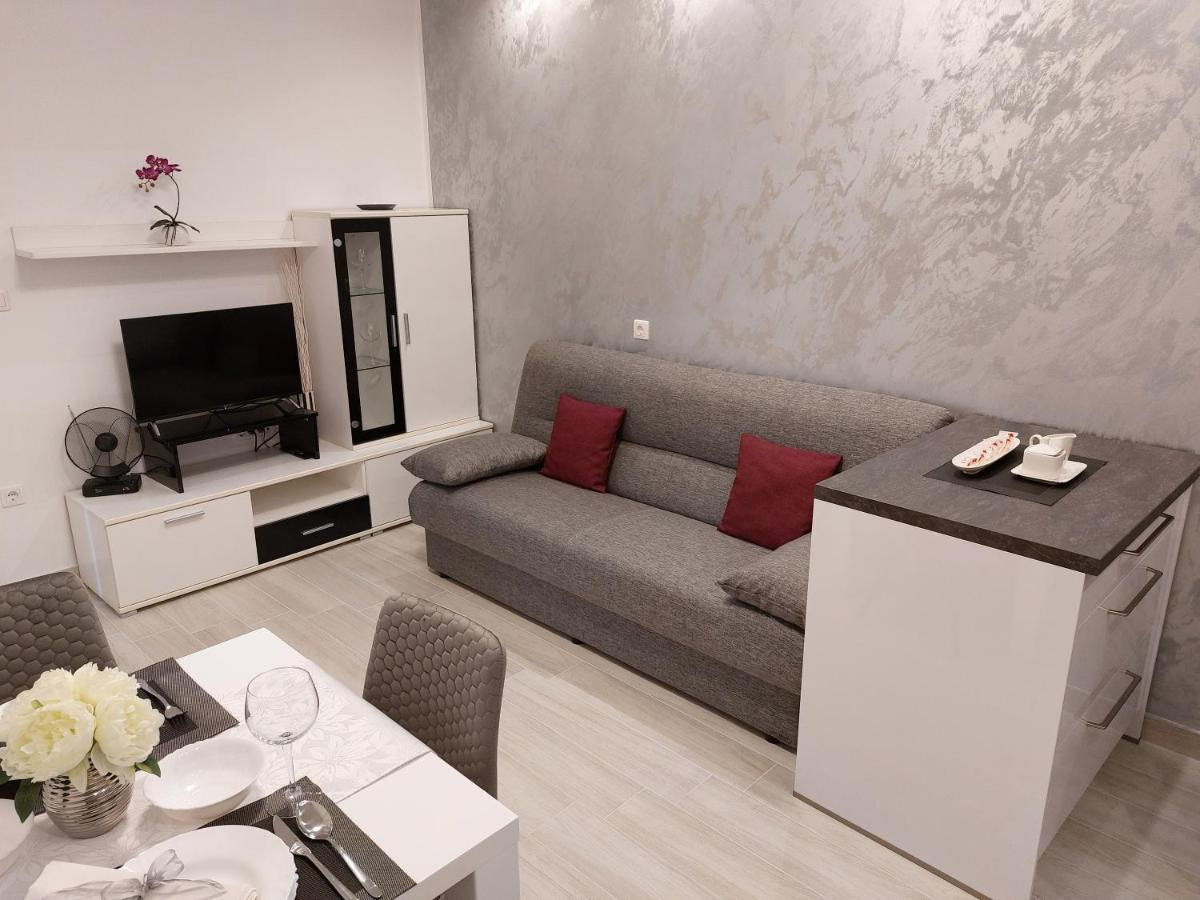 Apartment Hrzic Malinska Extérieur photo